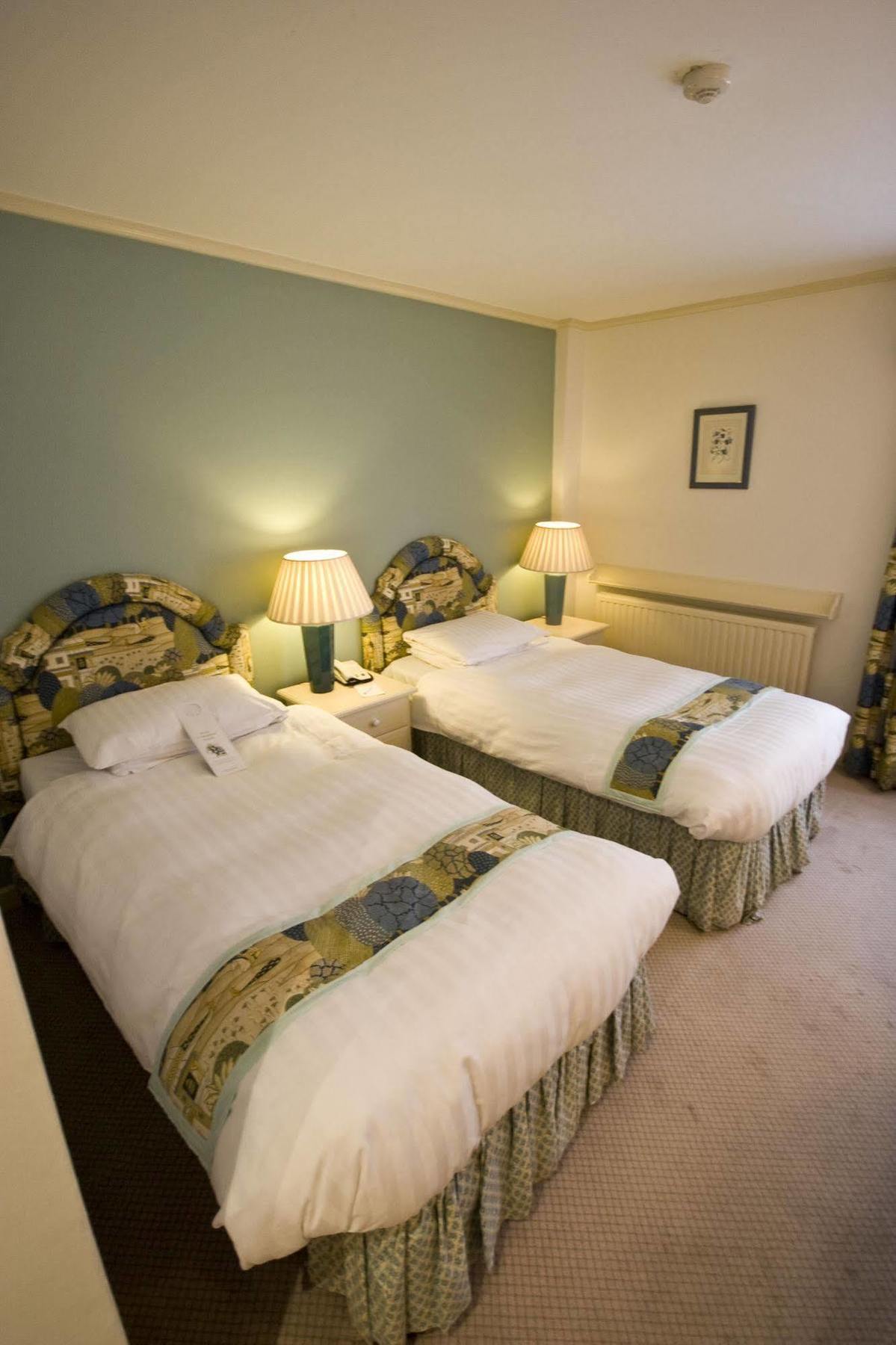 Hotel Cotswold 4*